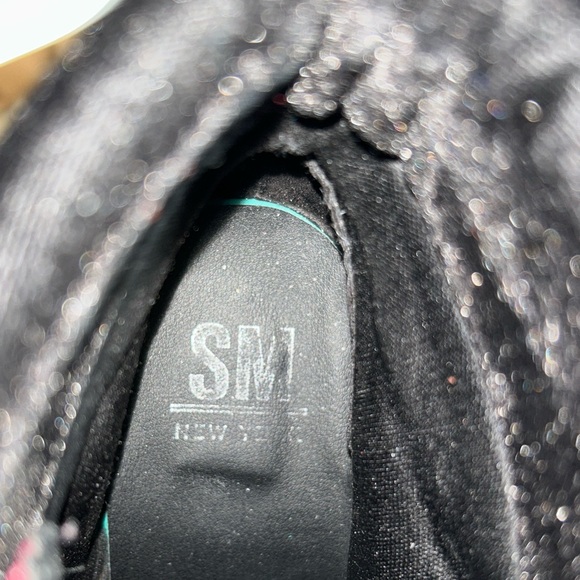 Steve Madden Velvet Floral Chunky Heel Lace Up Booties Black Velvet Cuff Size 7 - Picture 11 of 12